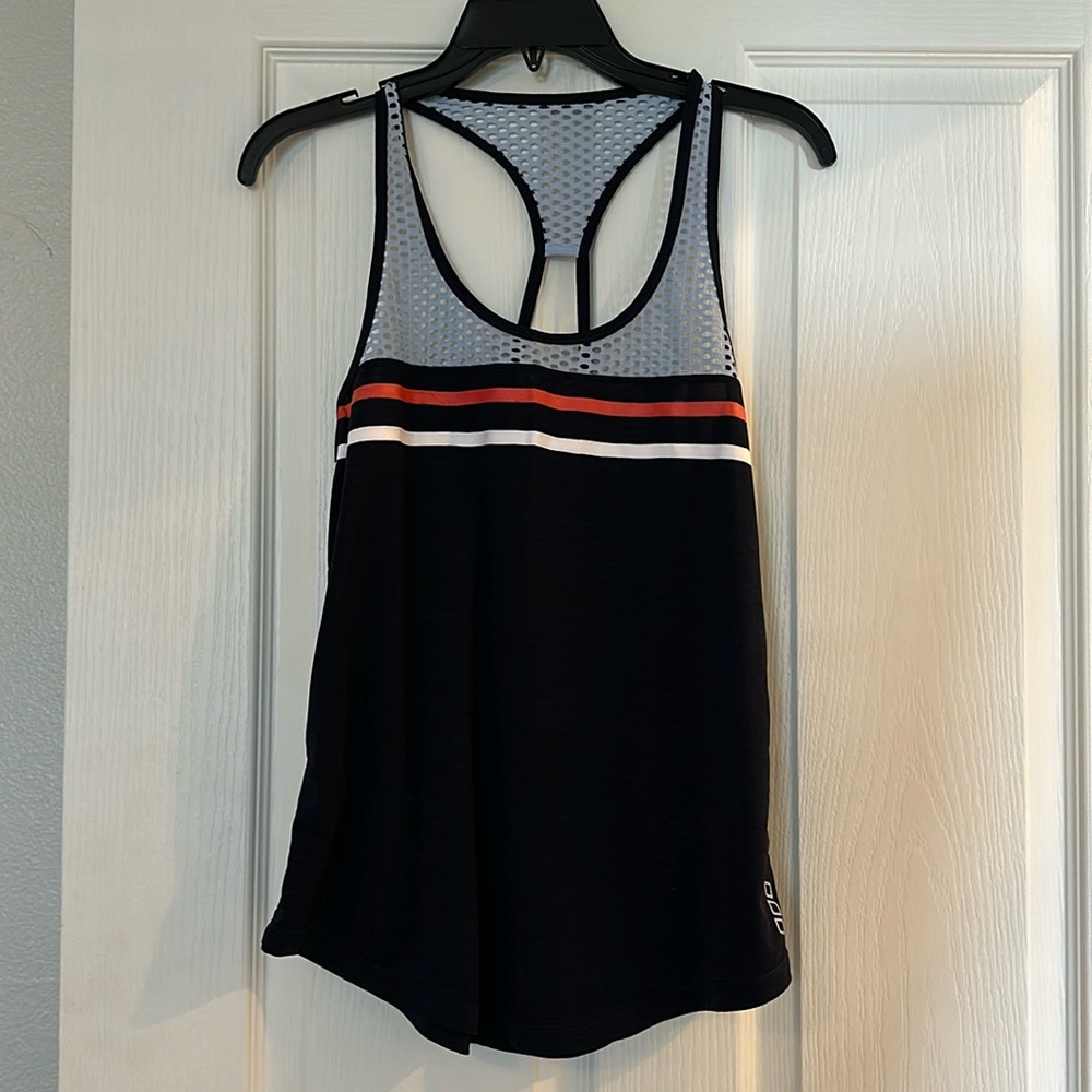 Lorna Jane tank